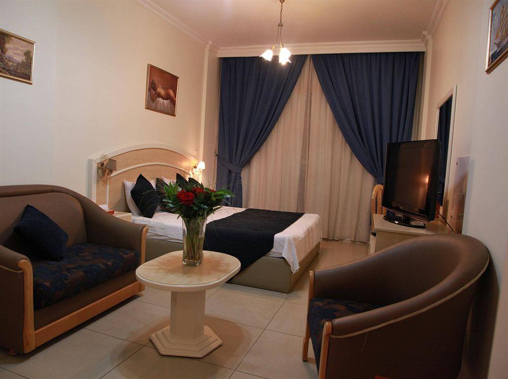 Elysee 3*