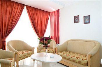 Elysee 3*